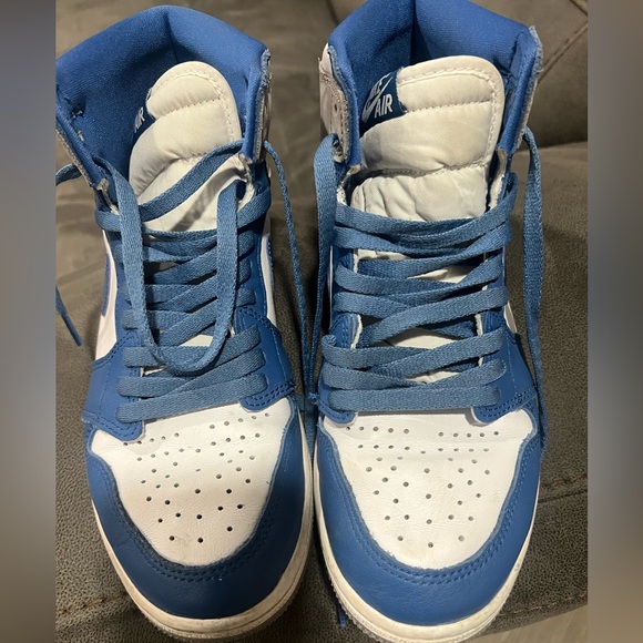 Nike Jordans - Picture 7 of 7